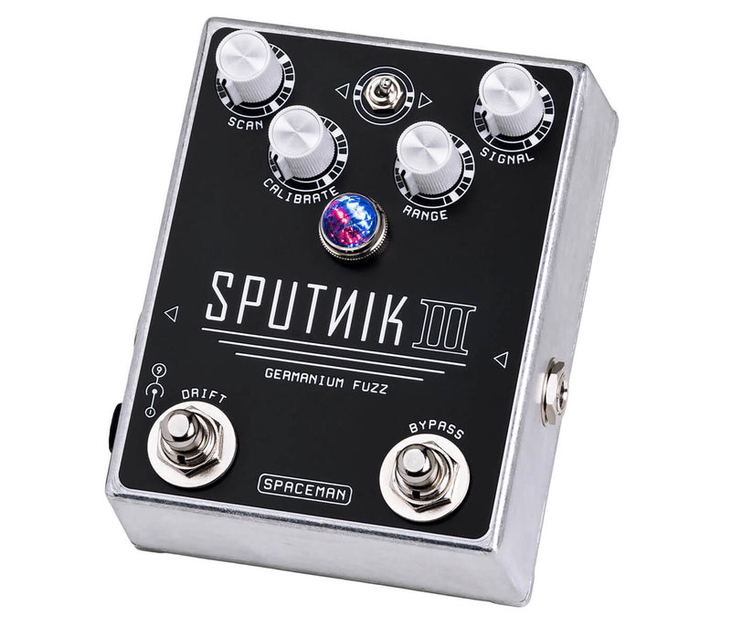 The Spaceman Sputnik III Deluxe Germanium Fuzz is a black and white optical compressor pedal with a high signal-to-noise ratio.