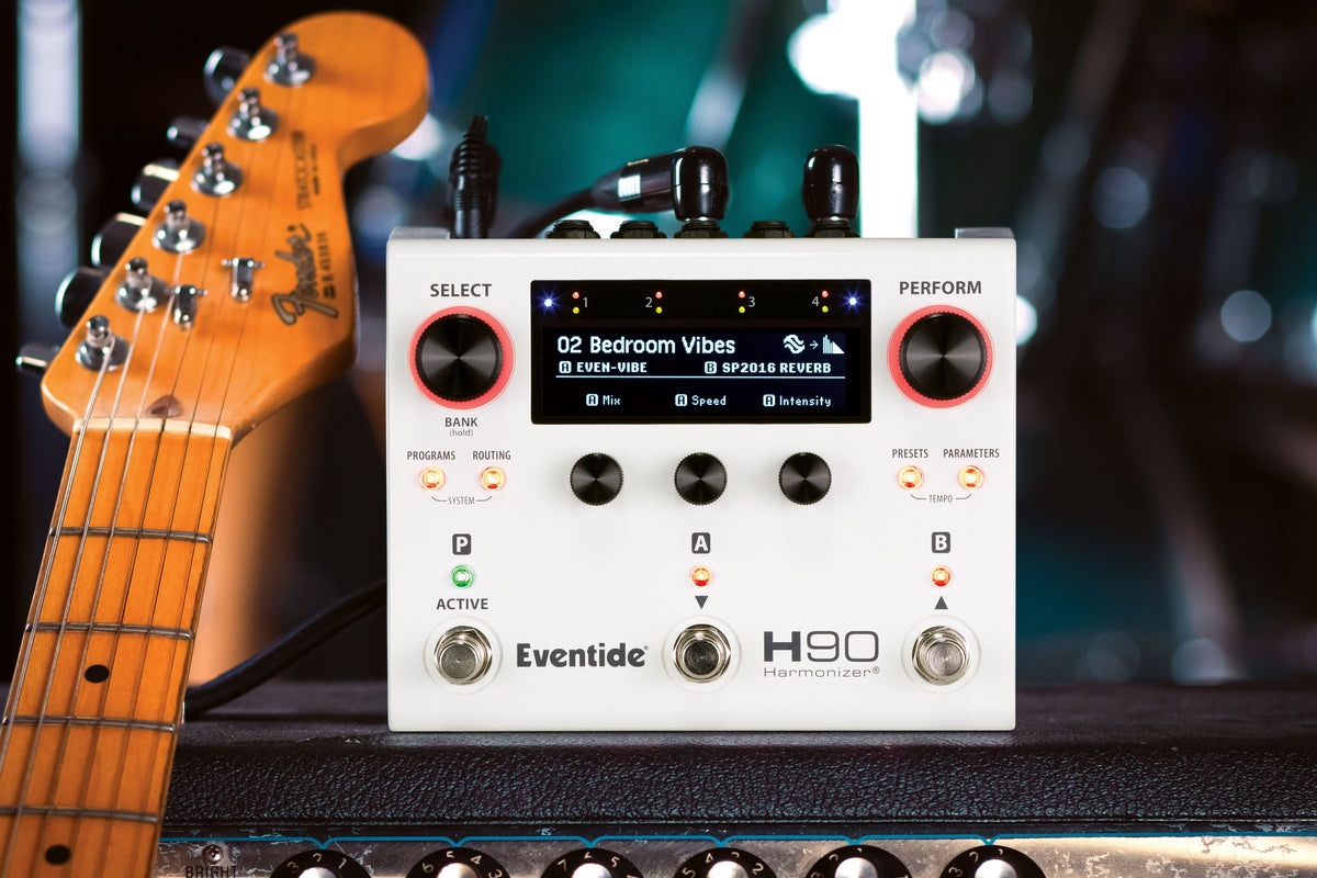 bass harmonizer pedal Eventide H90 Harmonizer Multi-Effects Pedal